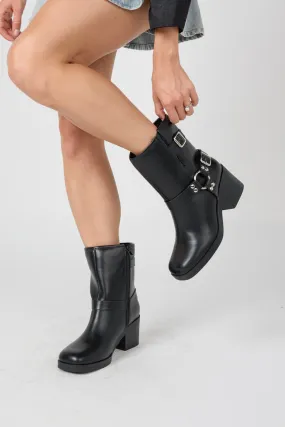 Connor Boots,Women Footwear